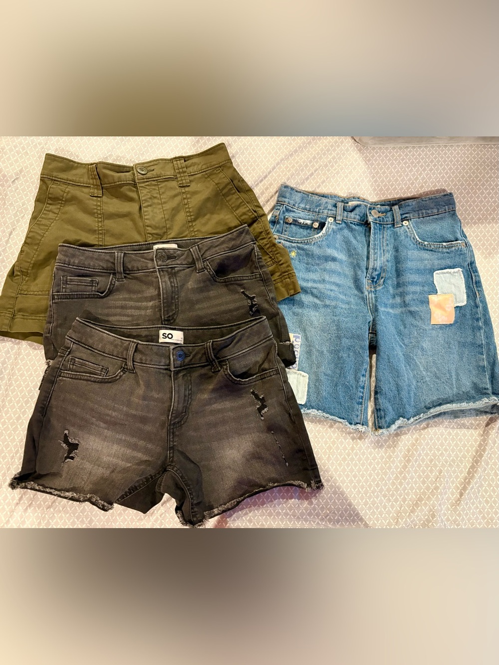 Girls (14) Shorts LOT OF 4